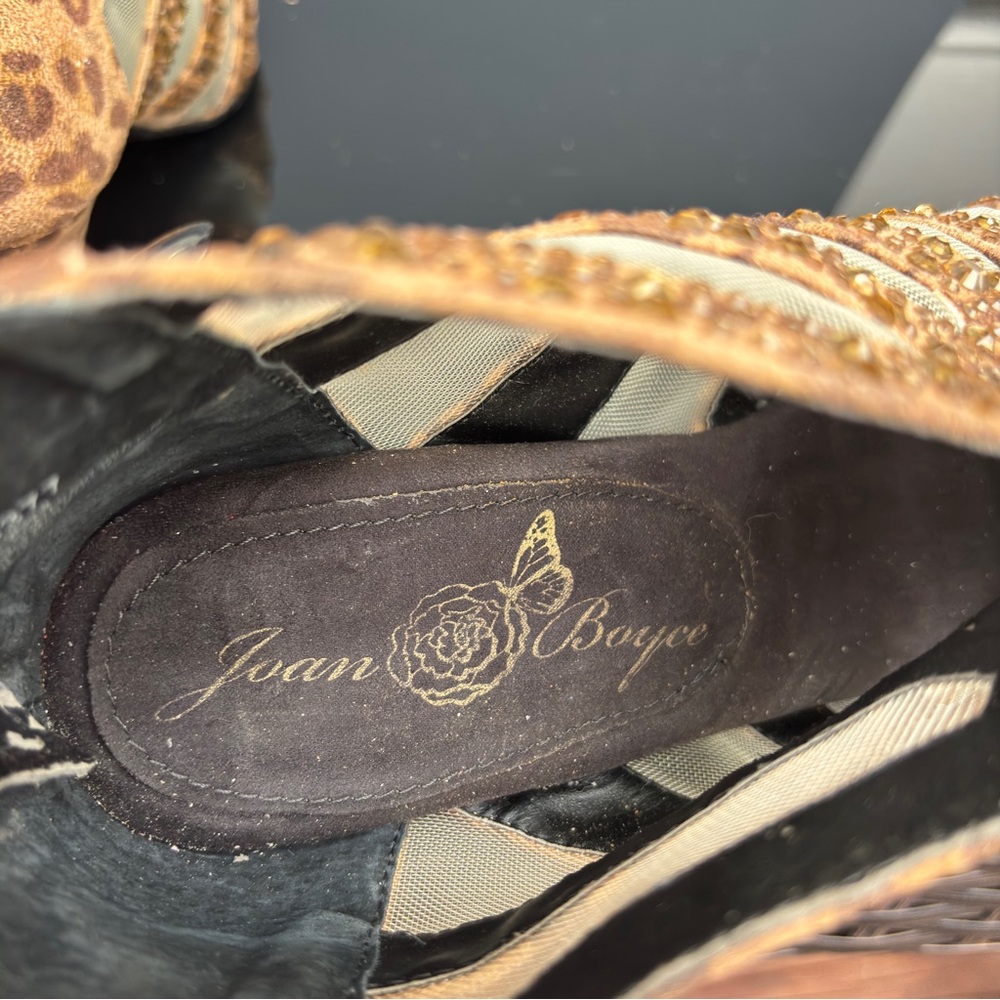 Joan Boyce Embellished Print Bootie Heels Size 8.5W Mobwife Y2K - Picture 7 of 8